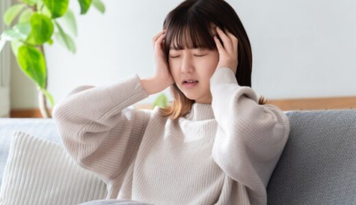 自己犠牲の原因は育ち？毒親・家庭環境がつくる心理と特徴を解説